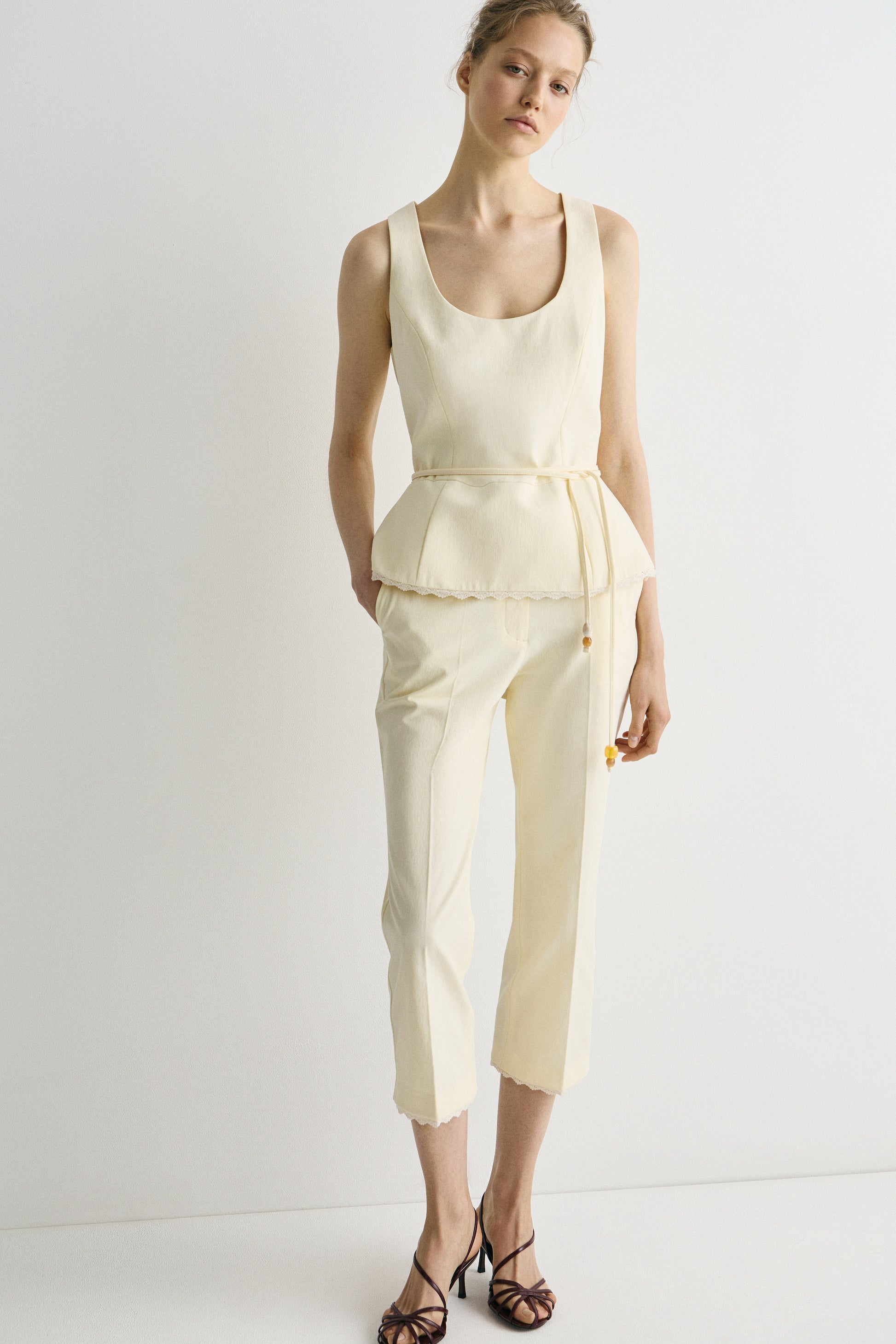 LIGHT YELLOW