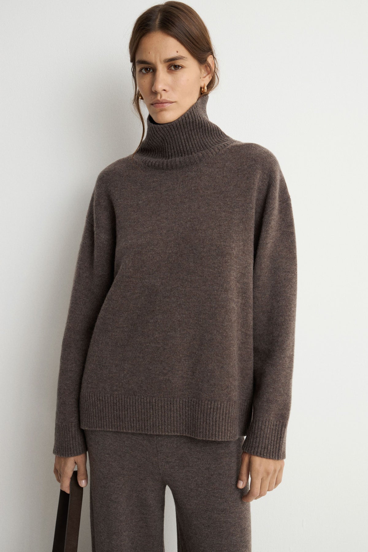 BROWN MELANGE