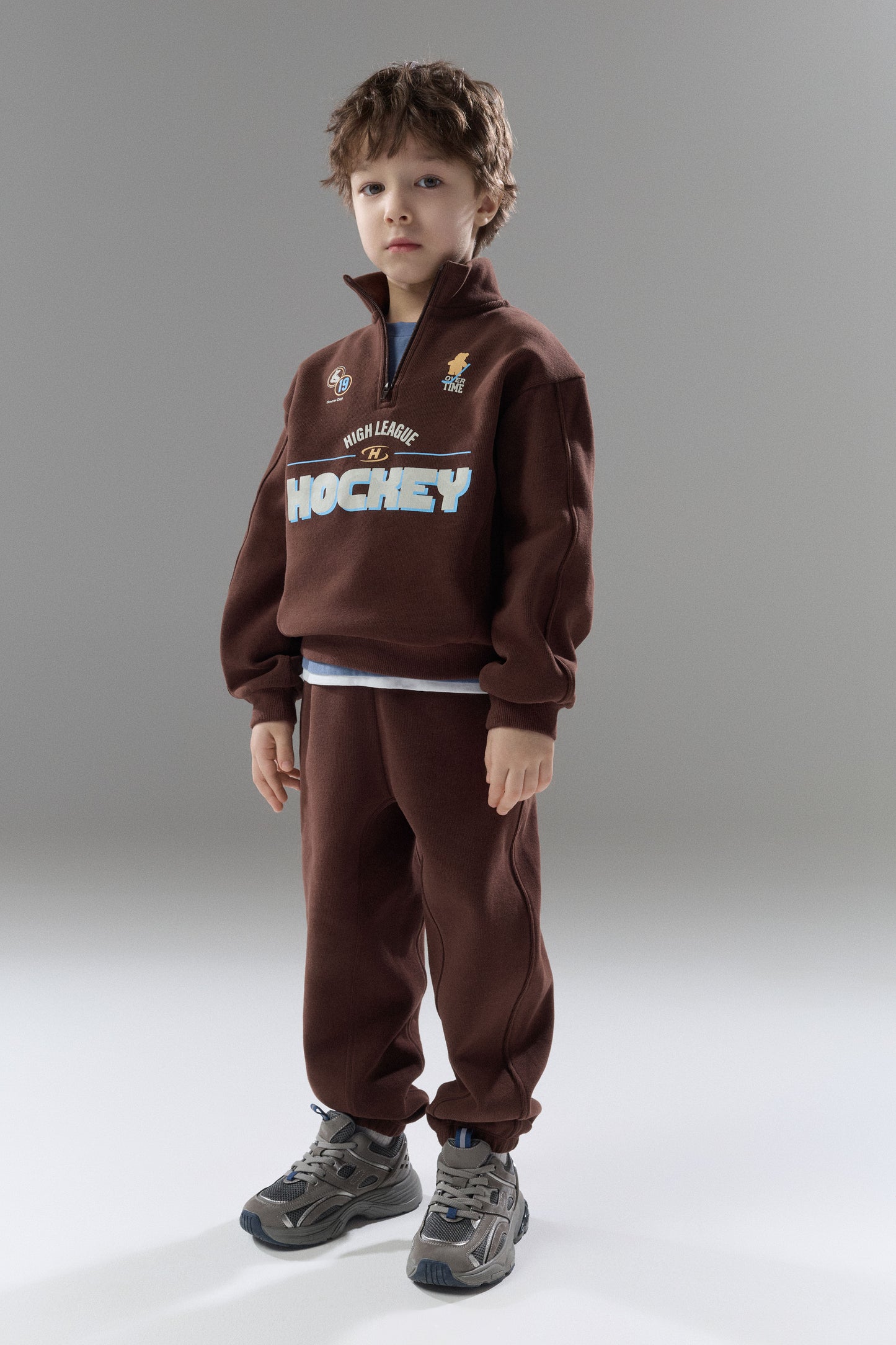 DARK BROWN