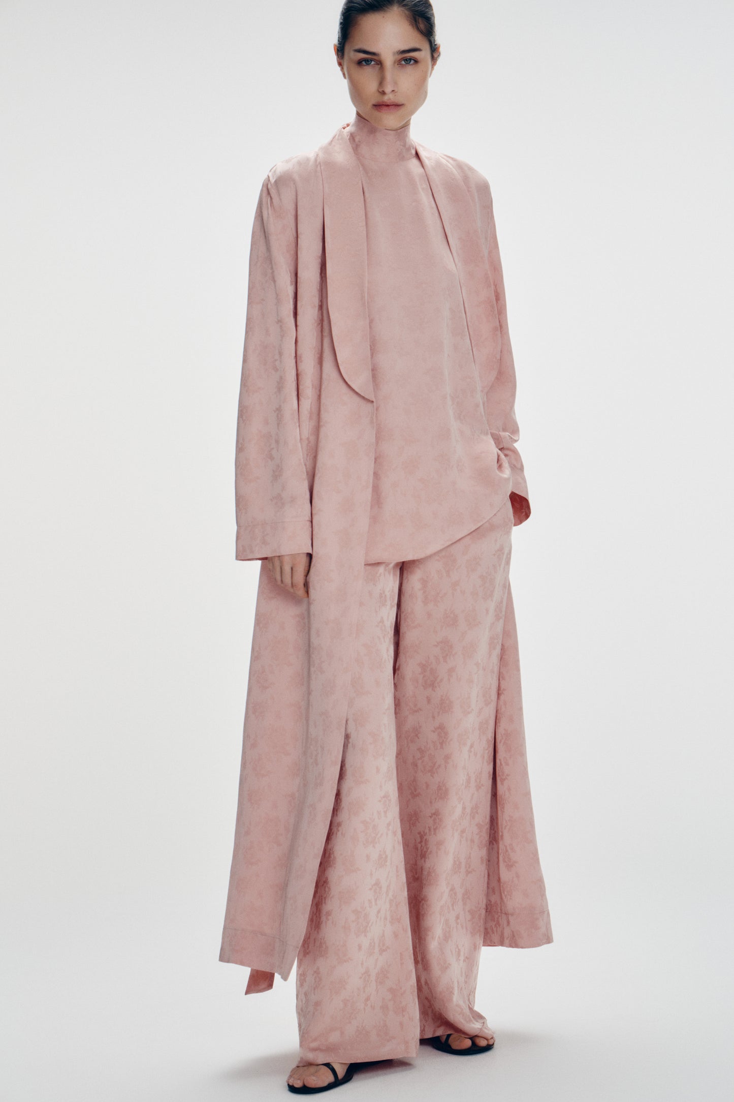 NUDE PINK