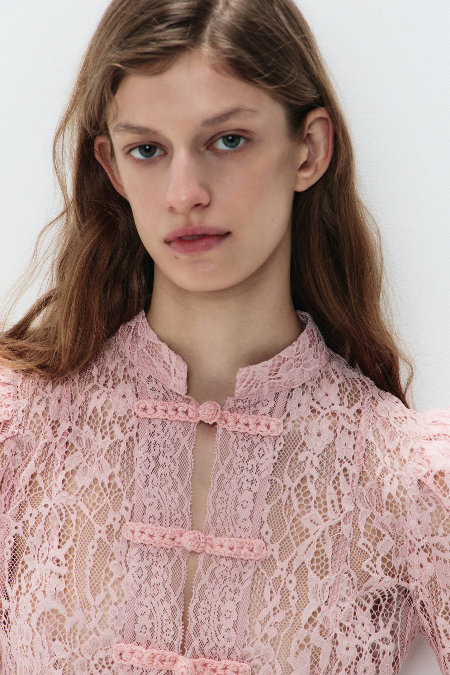 LIGHT PINK