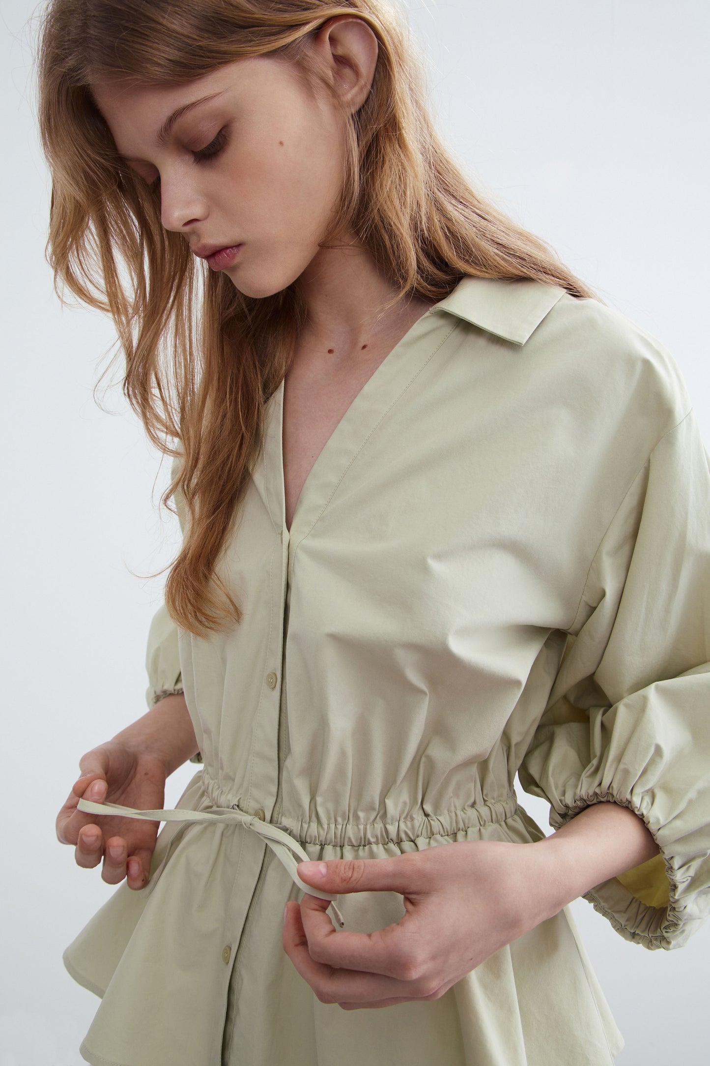 LIGHT GREEN