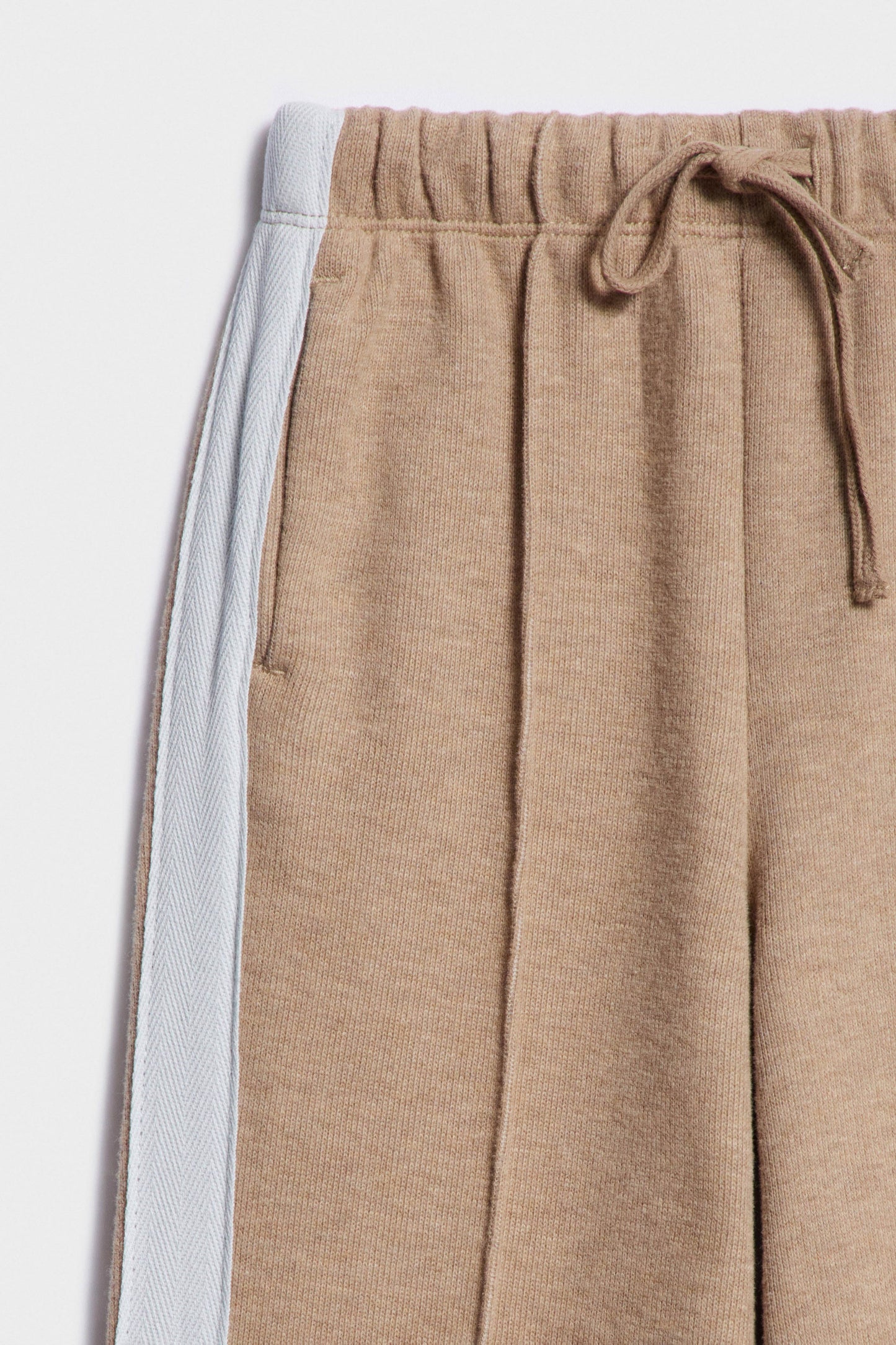 BROWN MELANGE