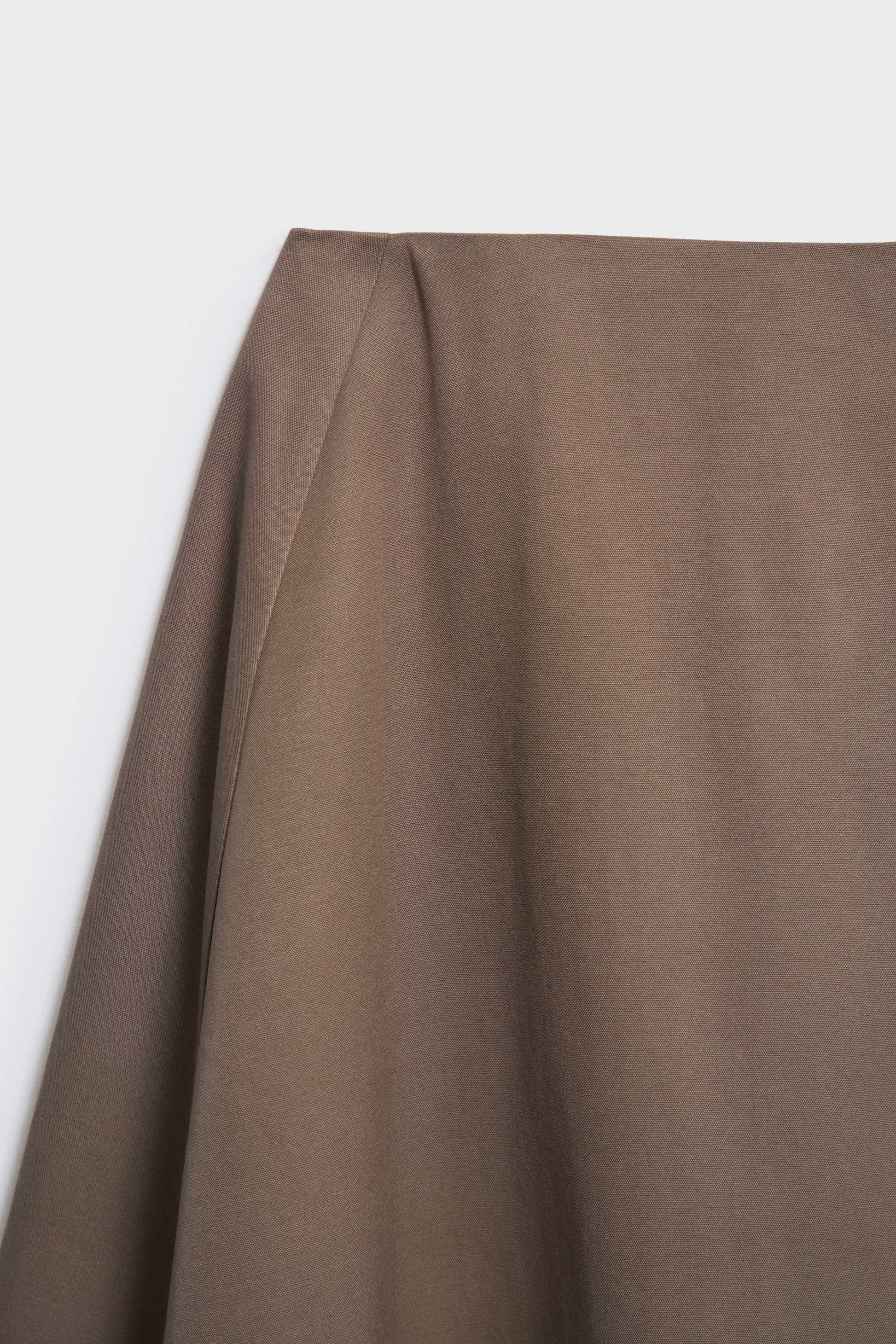 GRAY BROWN