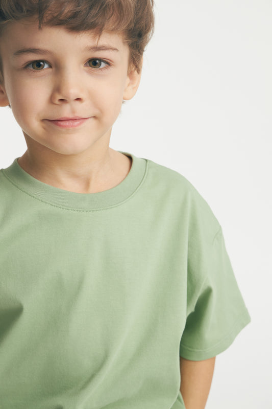 LIGHT GREEN