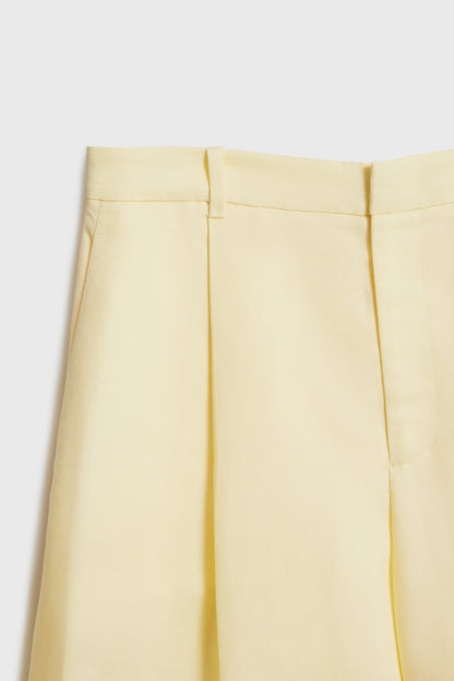 LIGHT YELLOW