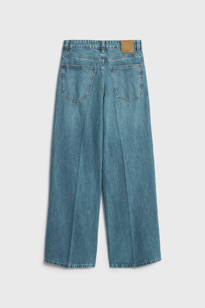 ANTIQUE BLUE