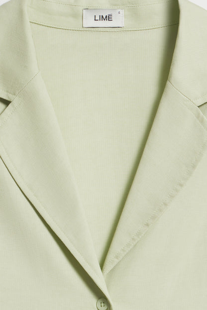 LIGHT GREEN