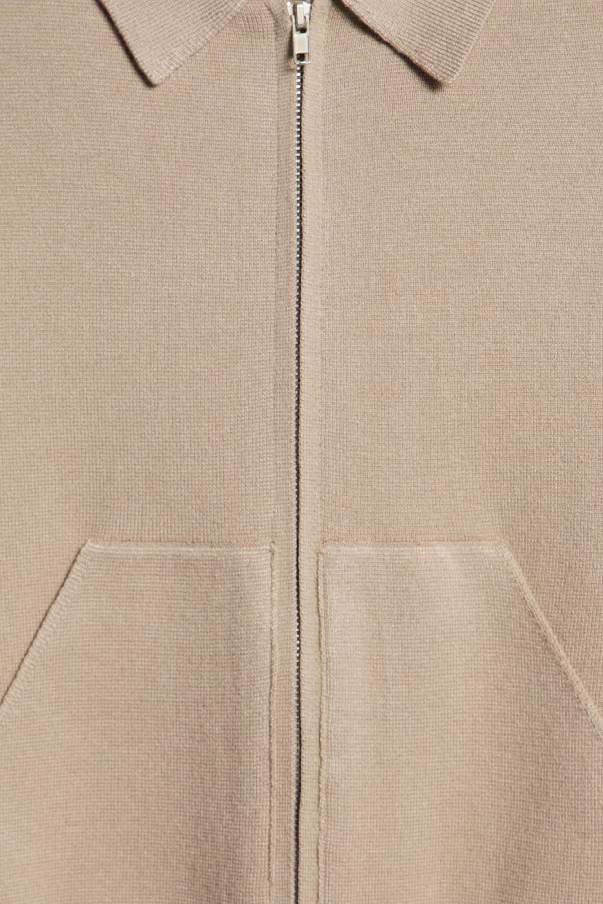 LIGHT BEIGE