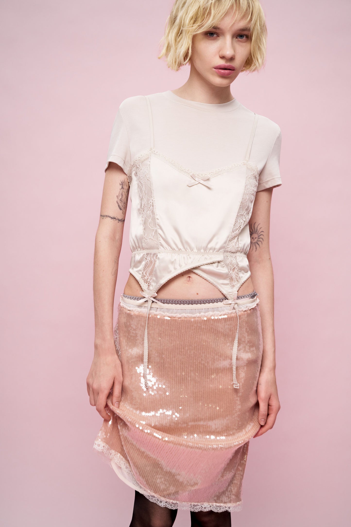 POWDER BEIGE
