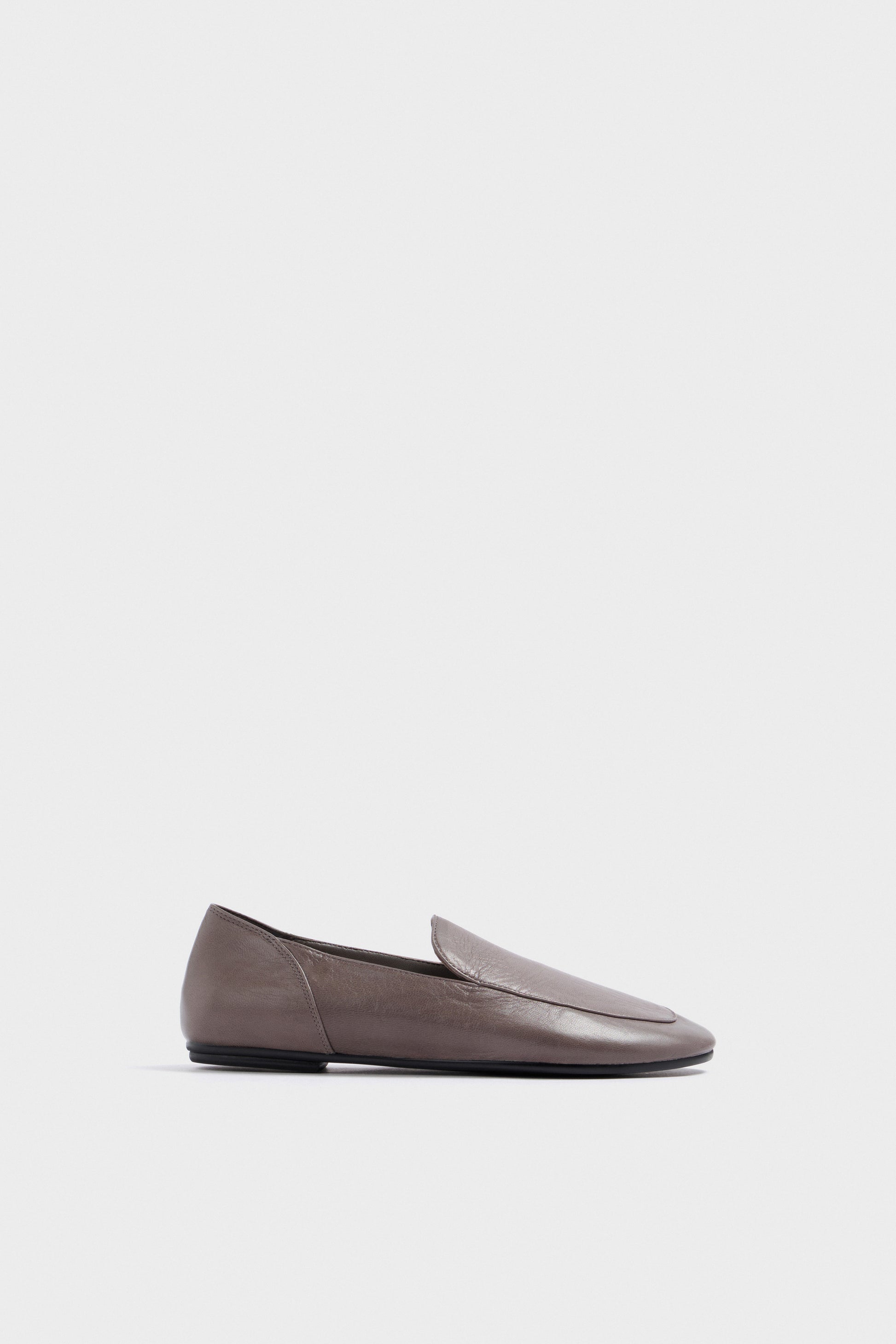 GRAY BROWN