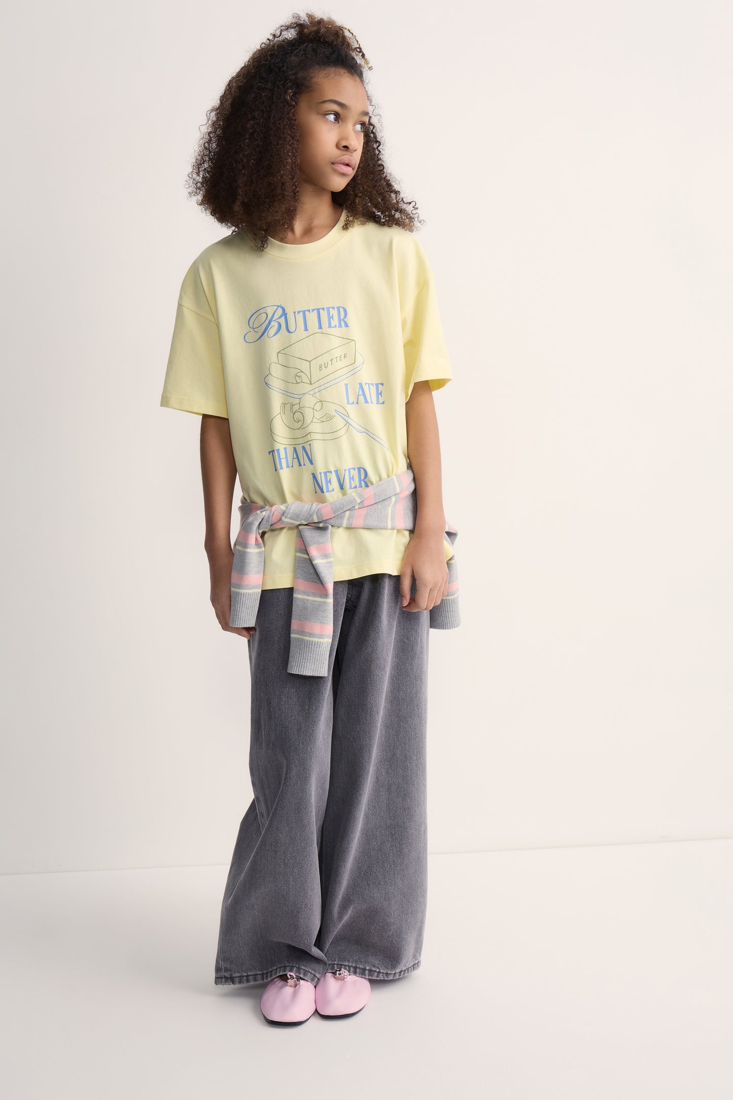 LIGHT YELLOW