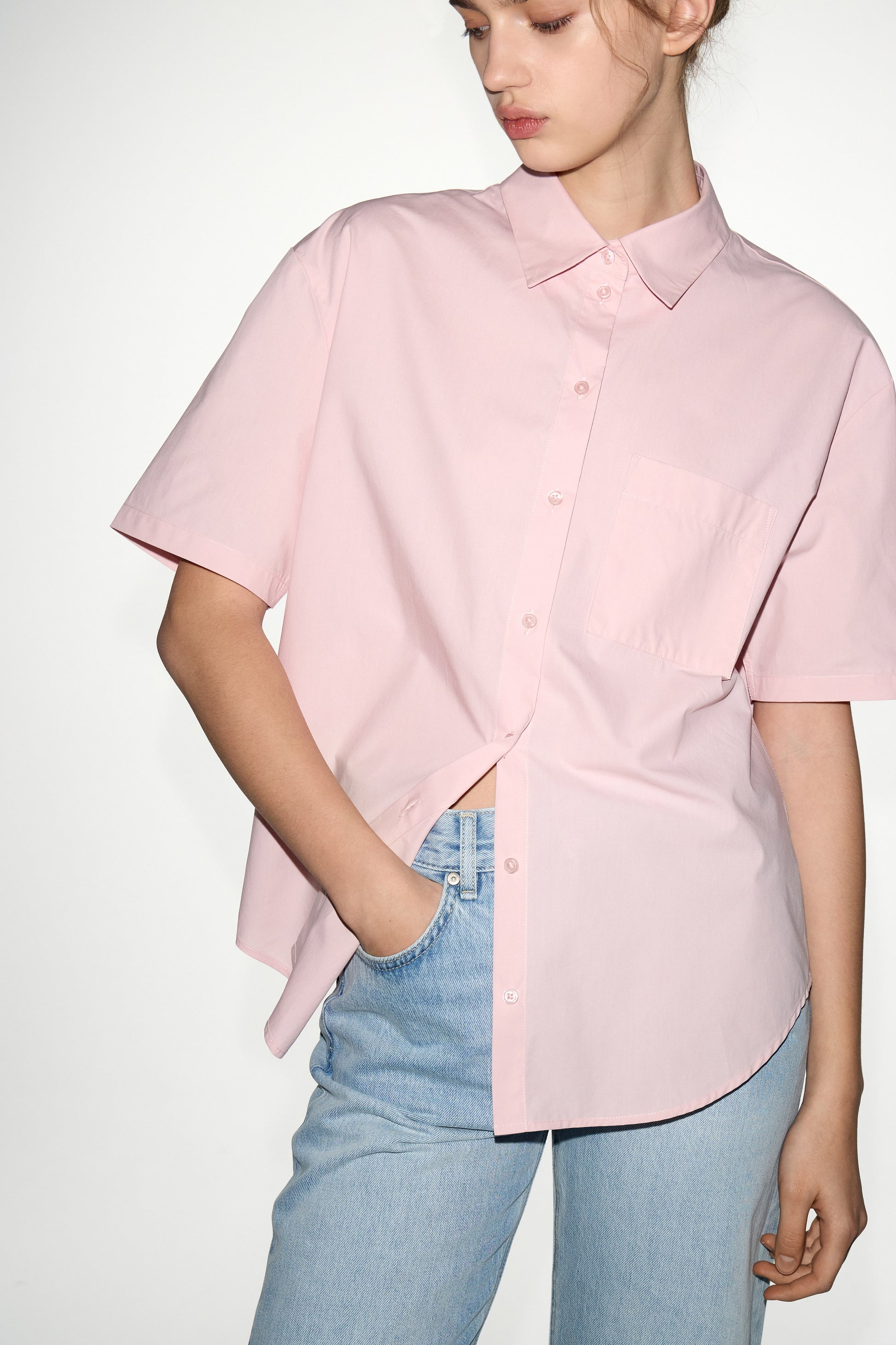 LIGHT PINK