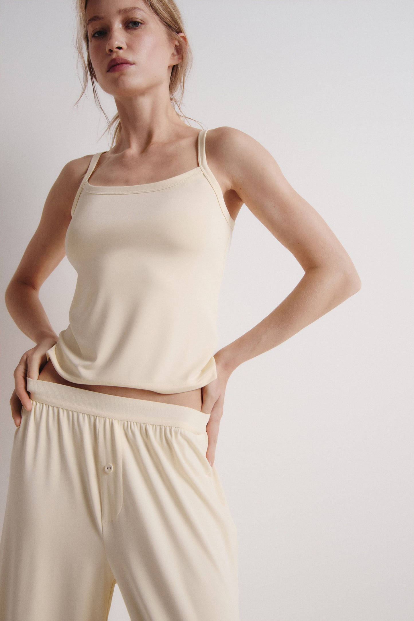 LIGHT YELLOW
