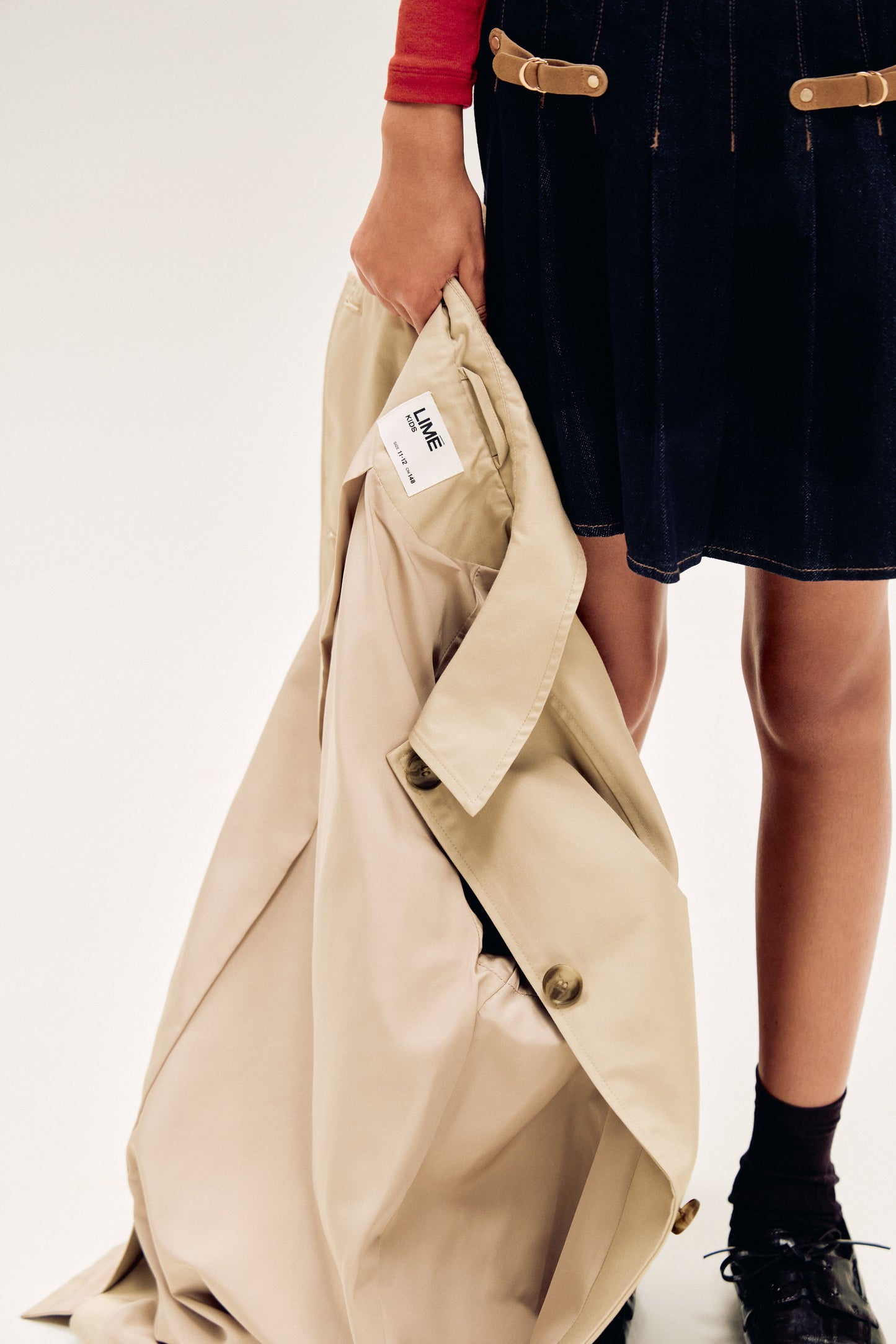 LIGHT BEIGE