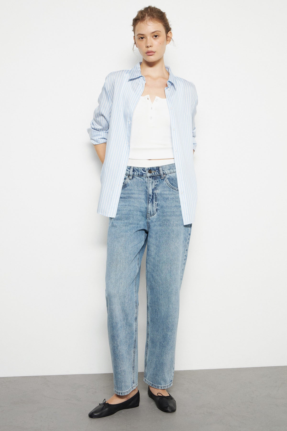 VINTAGE BLUE