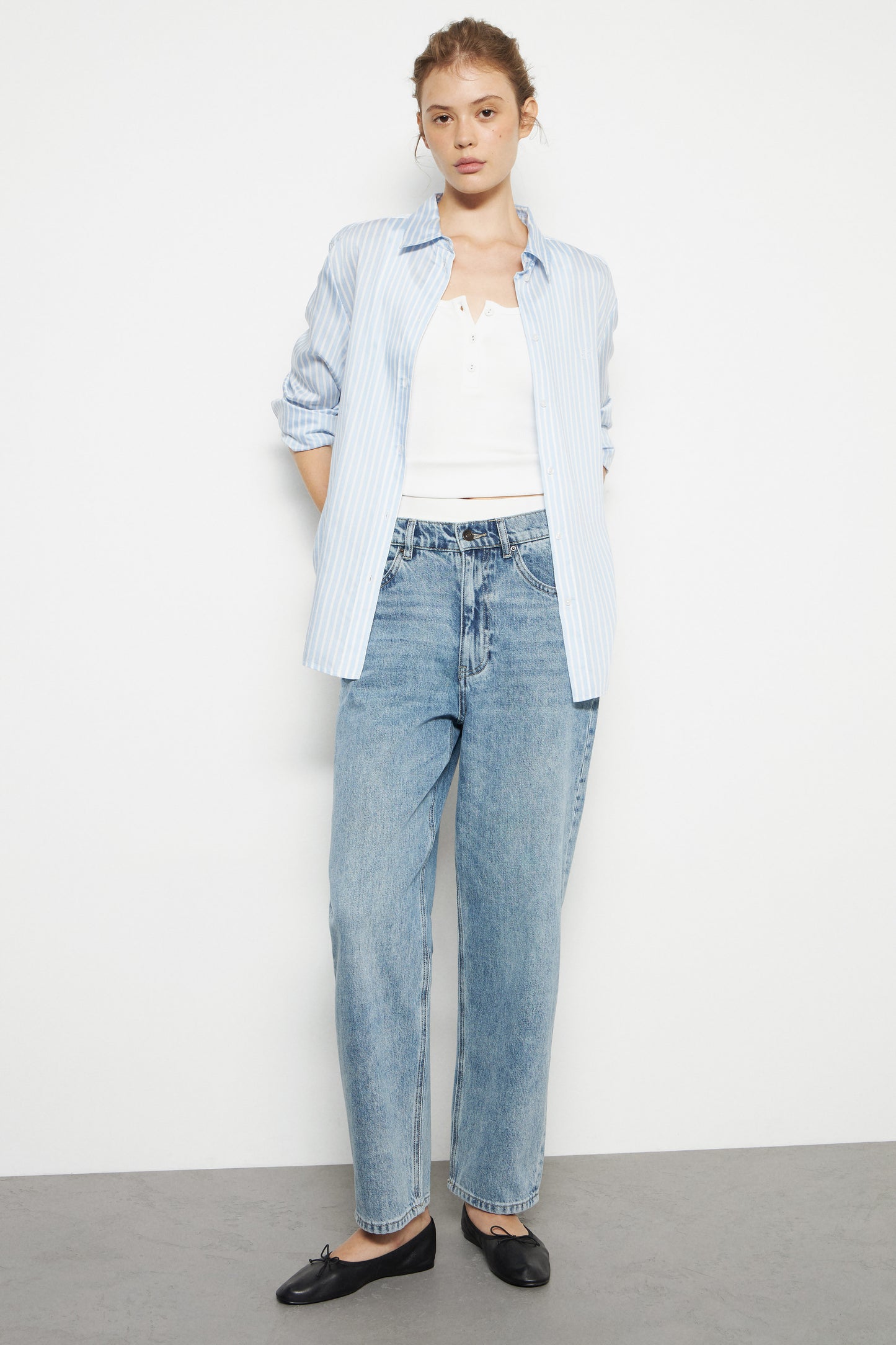 VINTAGE BLUE