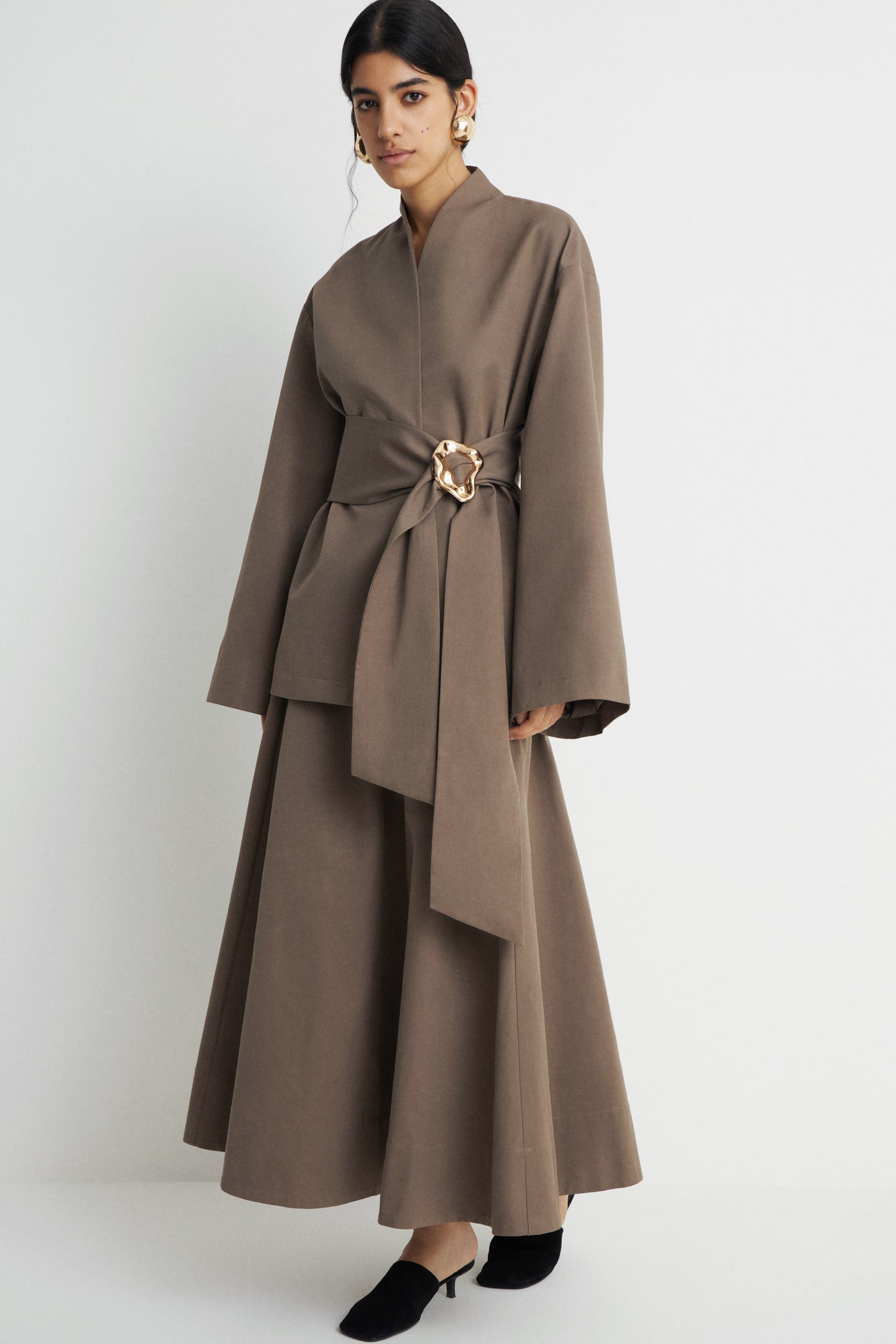 GRAY BROWN
