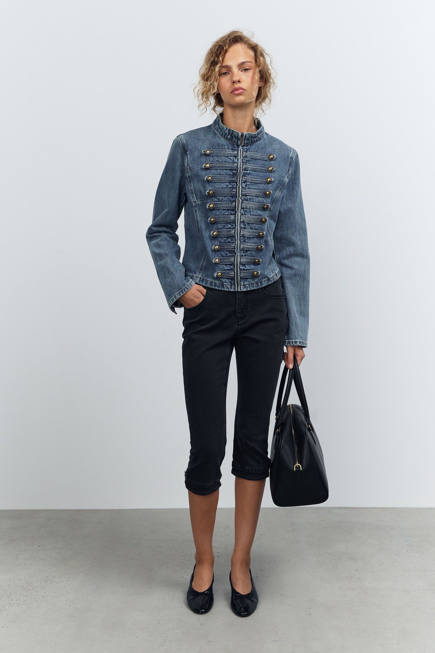 VINTAGE BLUE