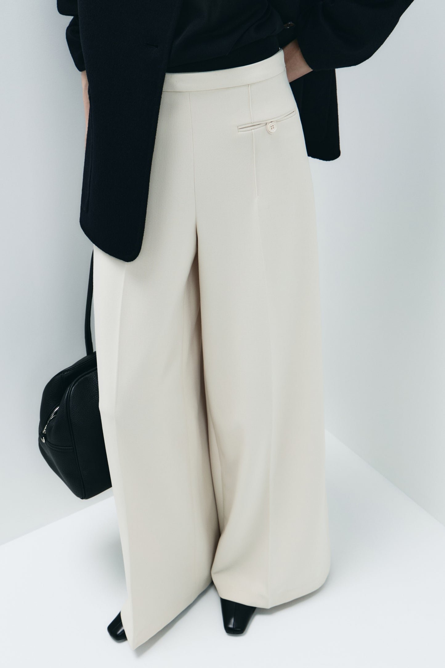 IVORY