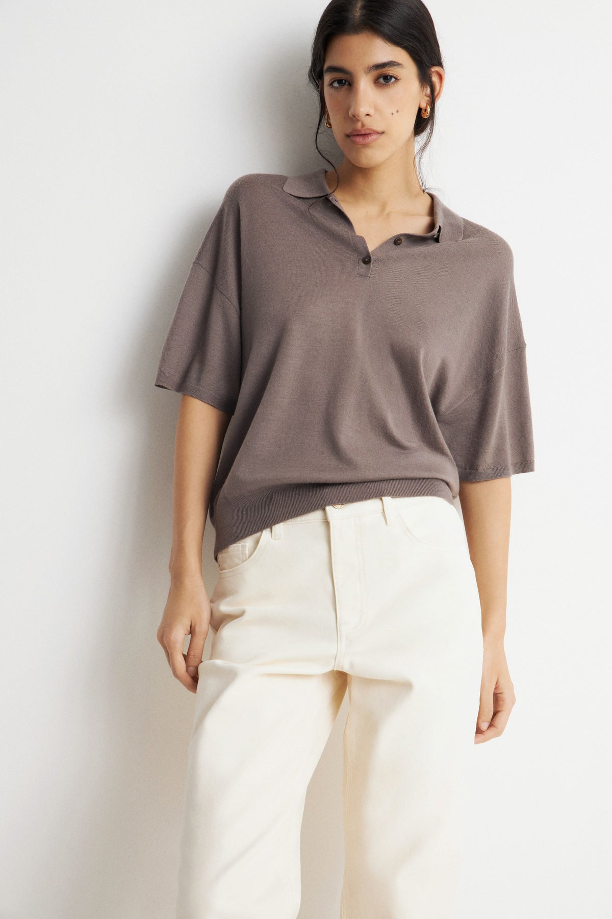 GREY BEIGE