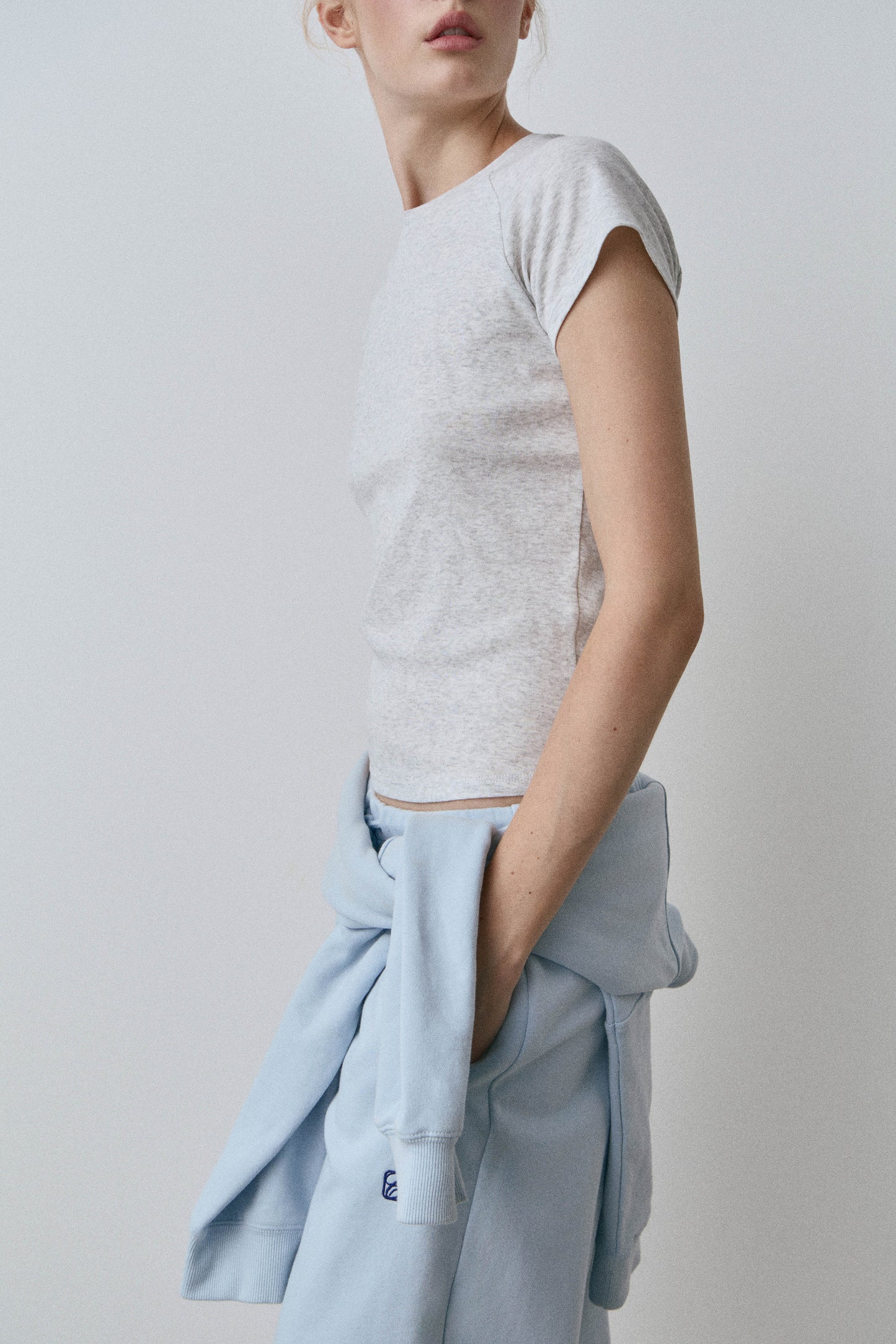 LIGHT GREY MELANGE