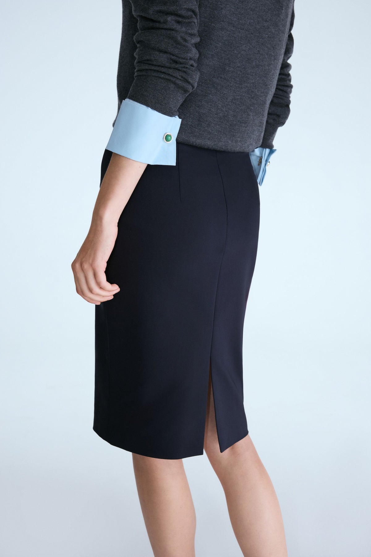 DARK BLUE
