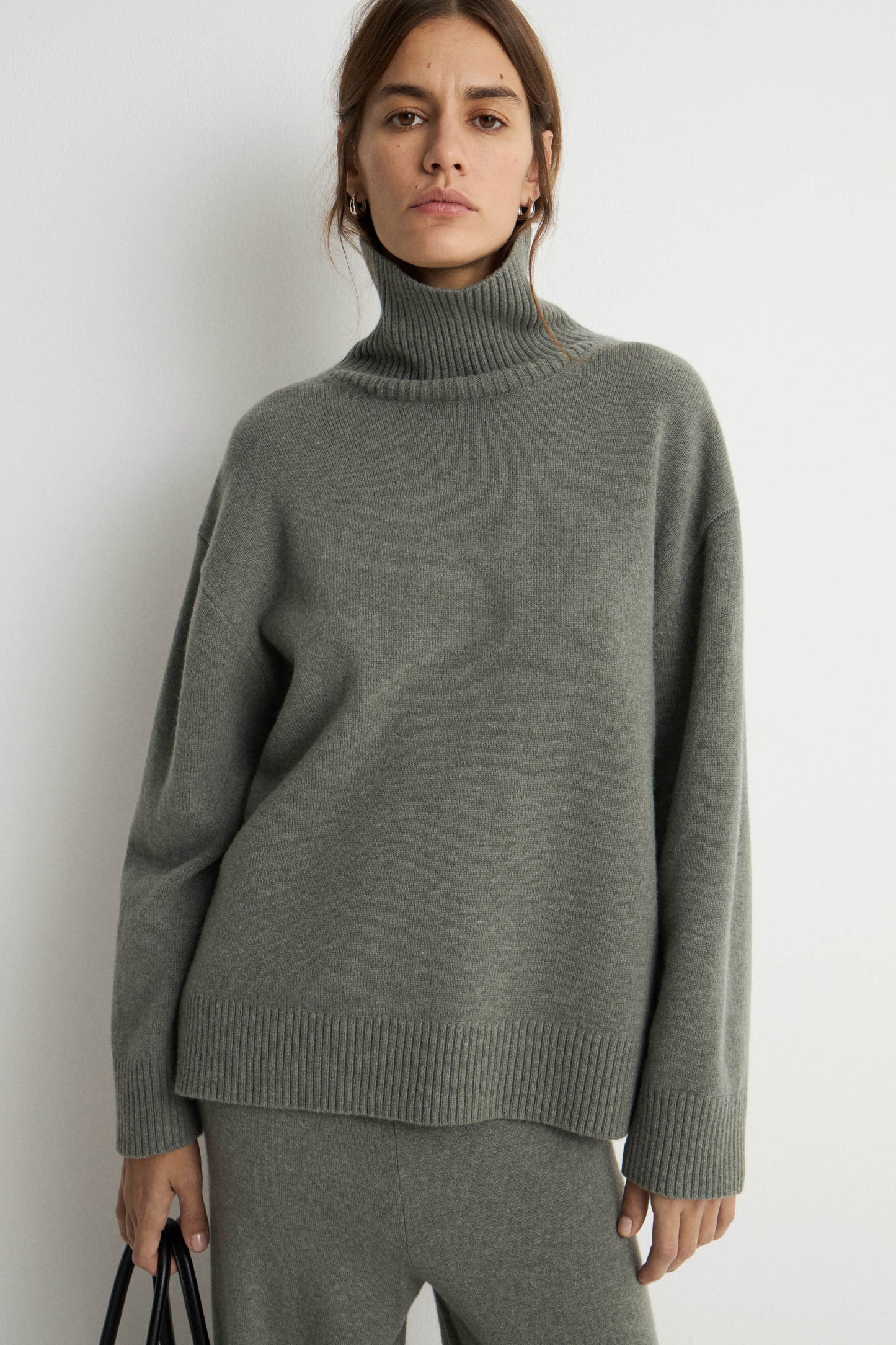 GRAY-GREEN