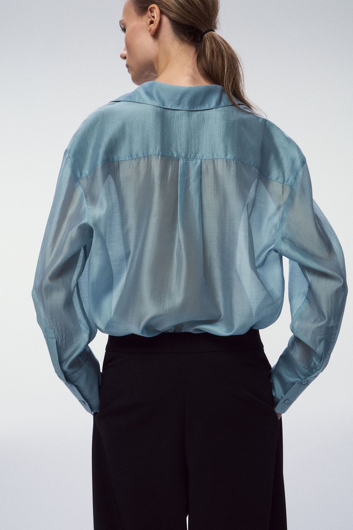 MINERAL BLUE