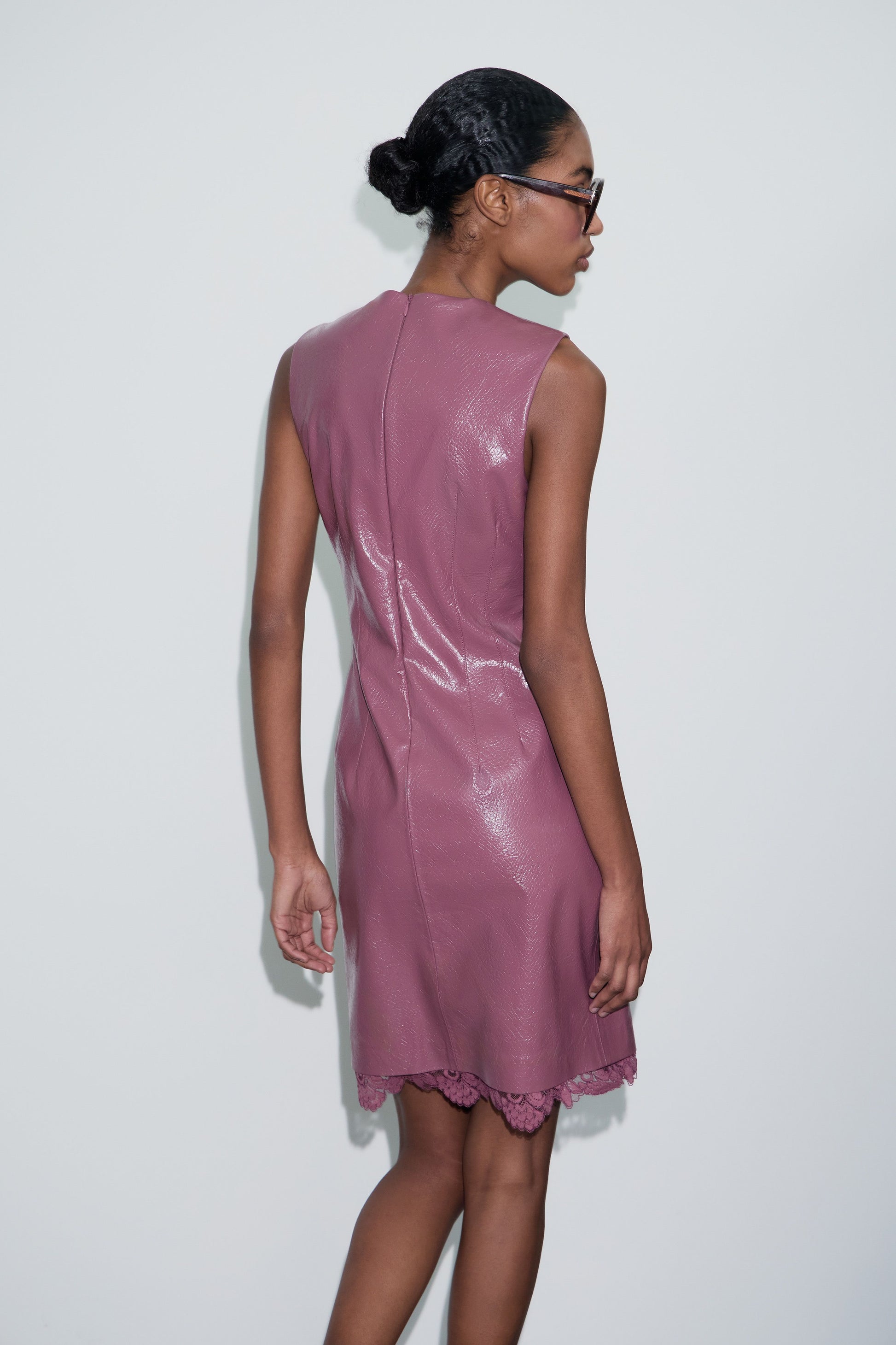 DUSTY LILAC