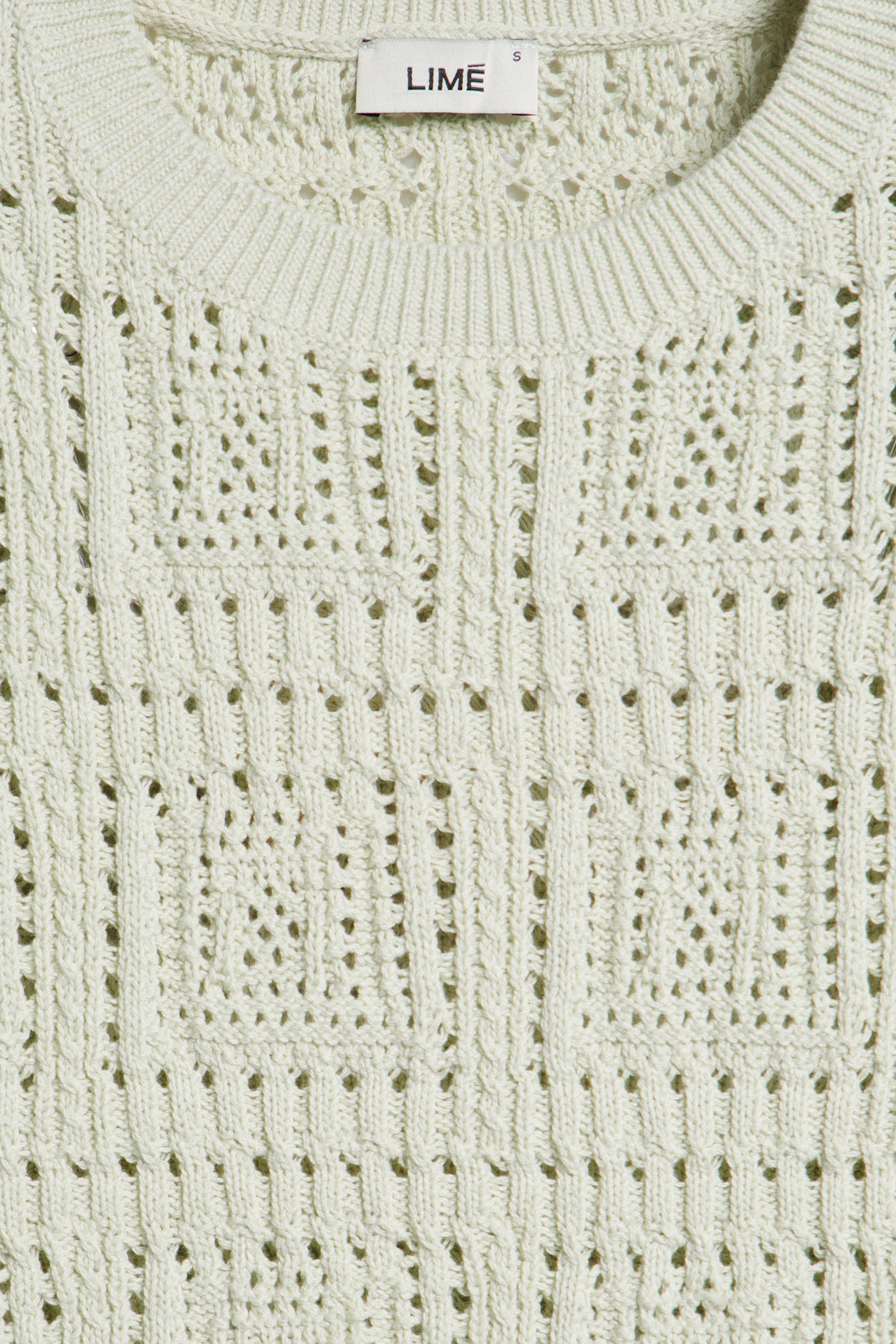 LIGHT GREEN