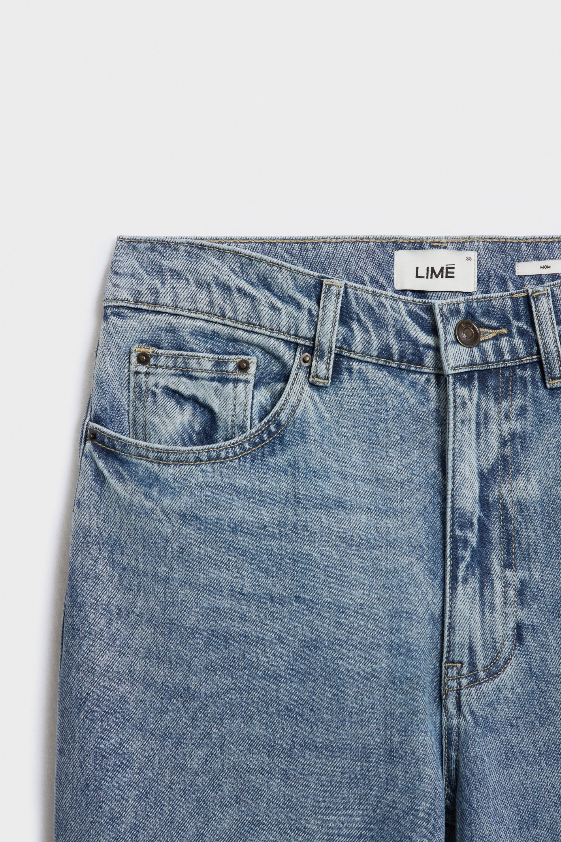 VINTAGE BLUE