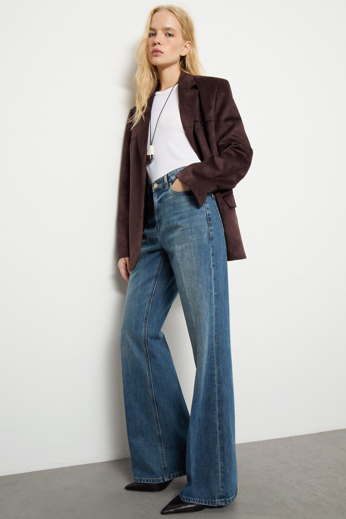 VINTAGE BLUE