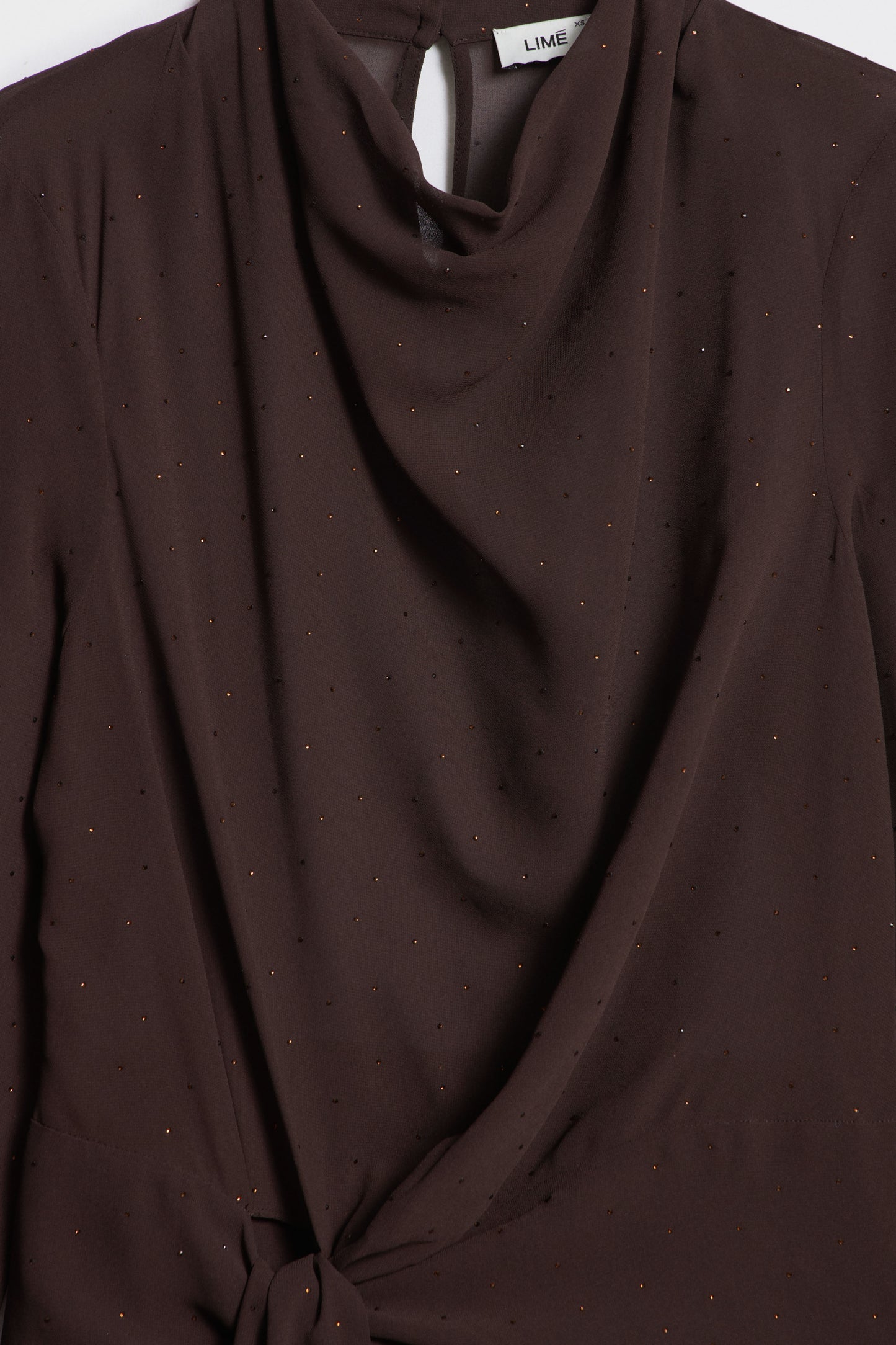 DARK BROWN