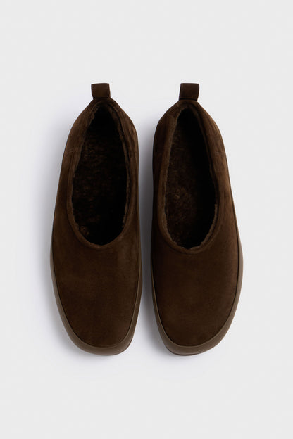 DARK BROWN