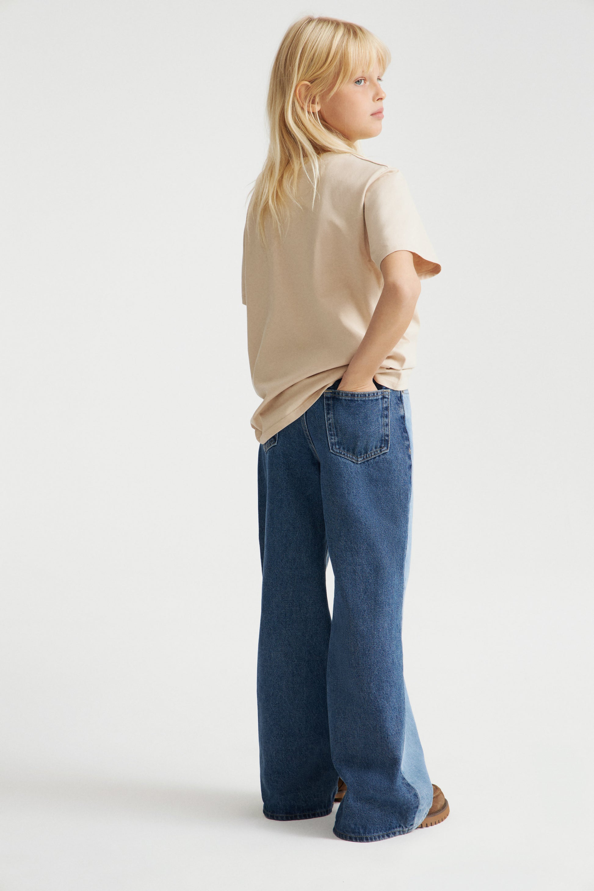 VINTAGE BLUE