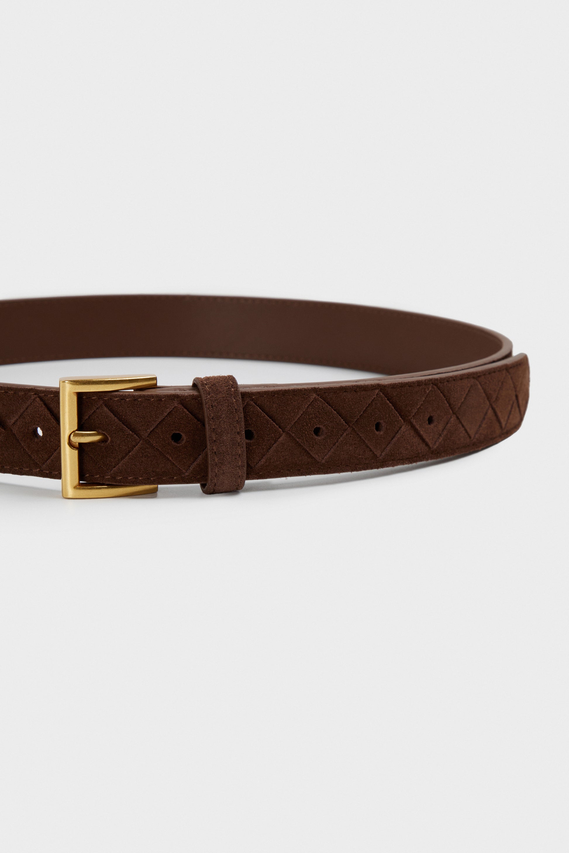 DARK BROWN