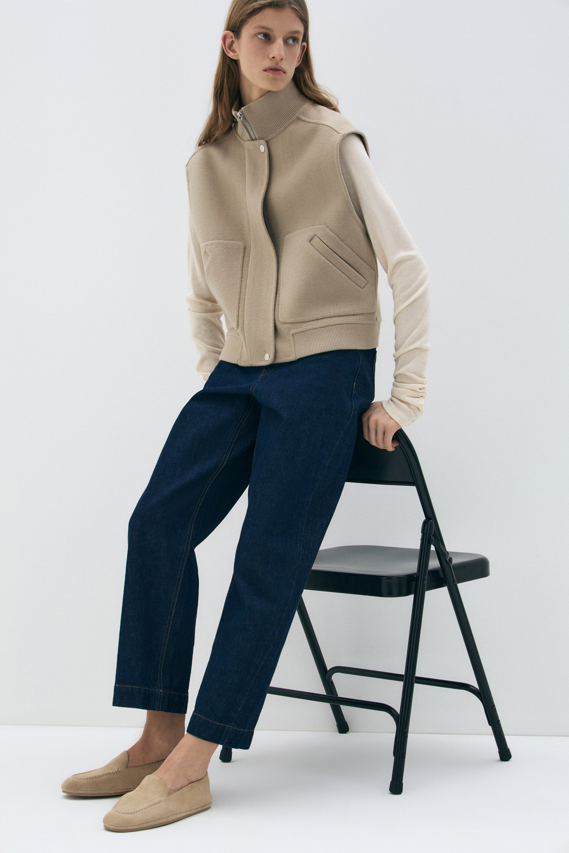 LIGHT BEIGE