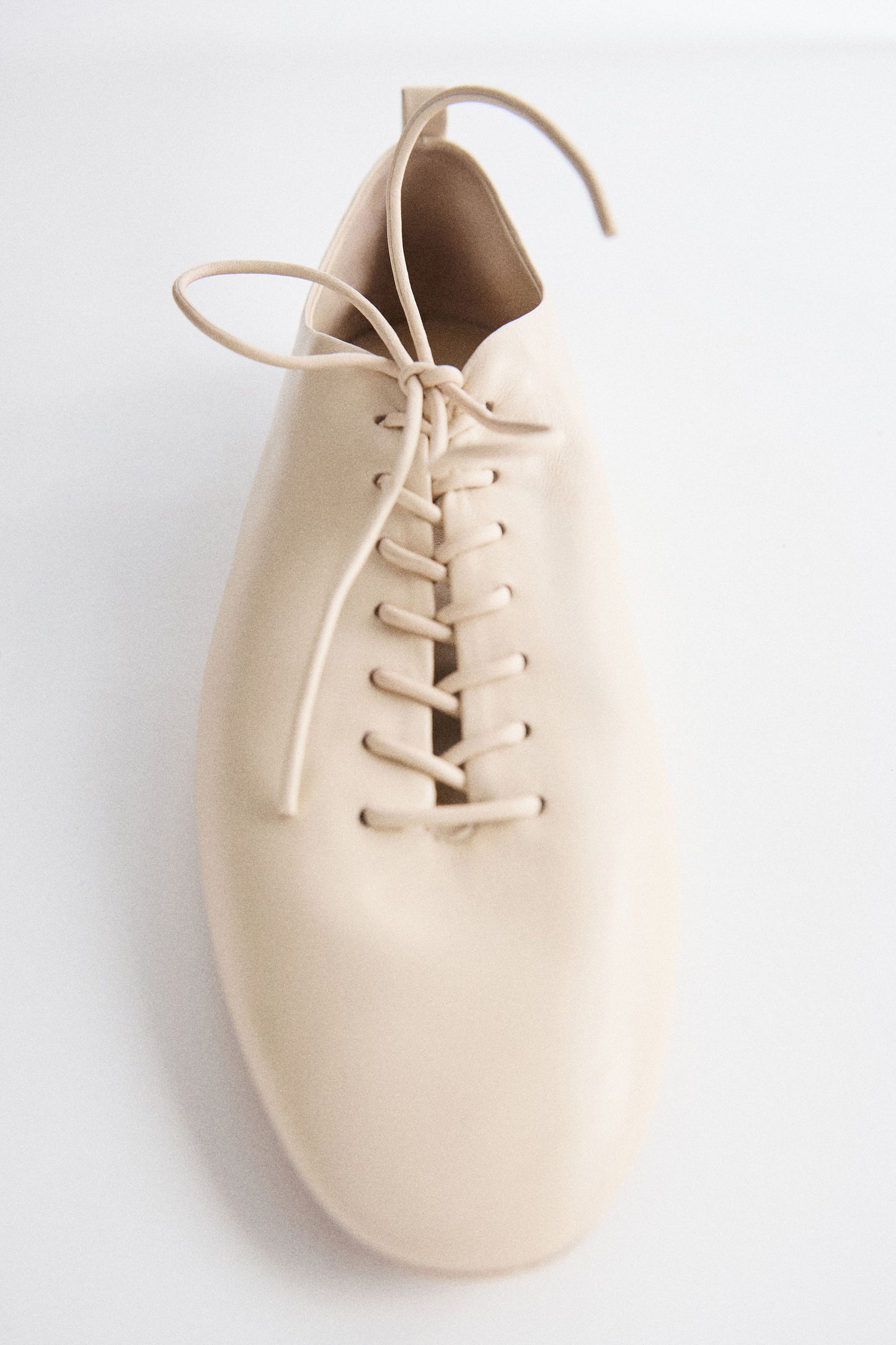 FLAT LEATHER BALLET SHOES