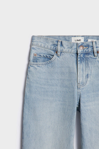 RELAXED MID-RISE JEANS