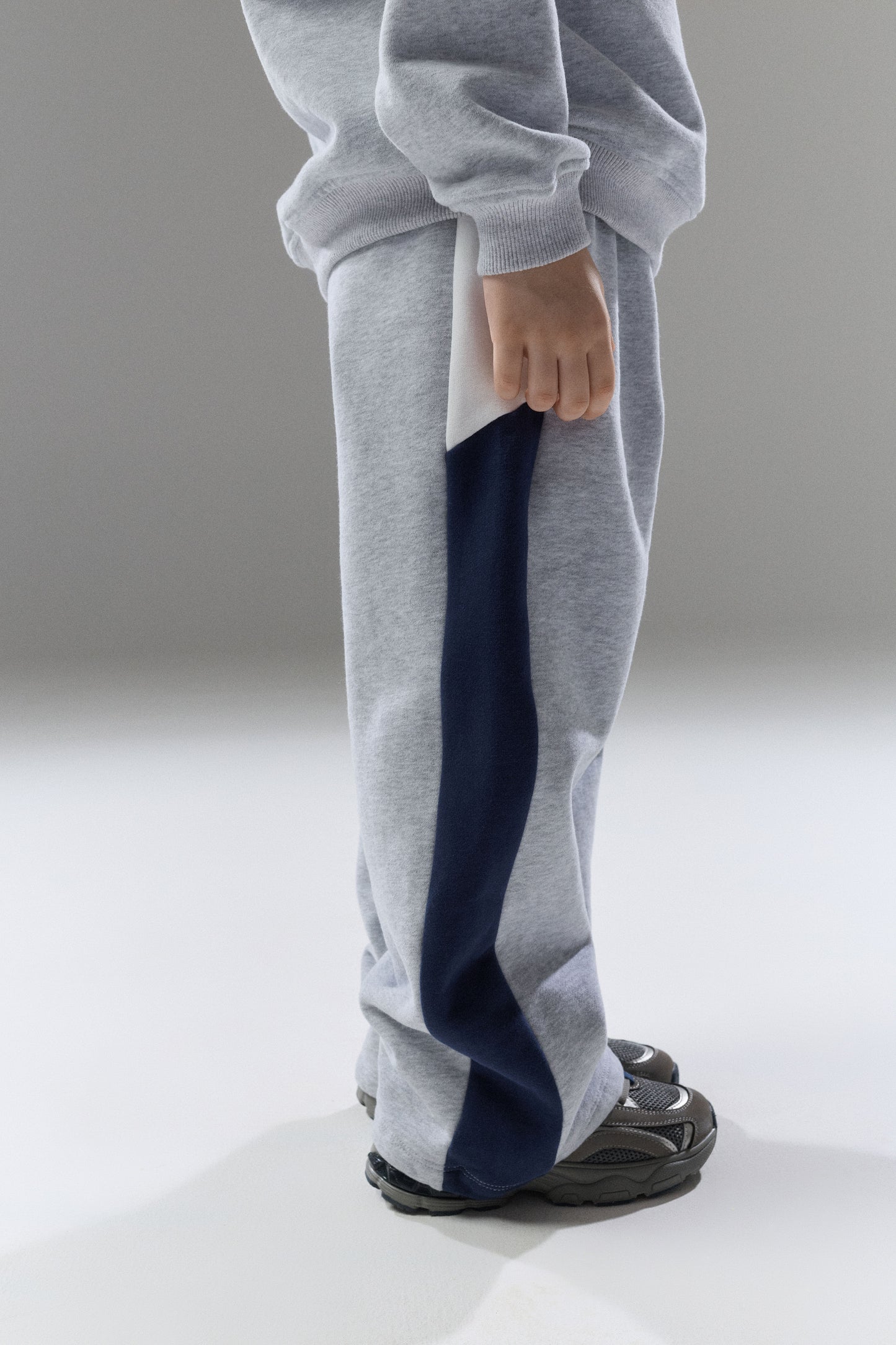 GREY MELANGE