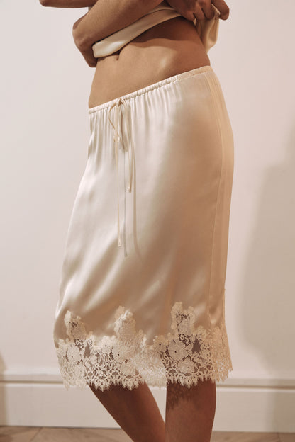 LIGHT YELLOW