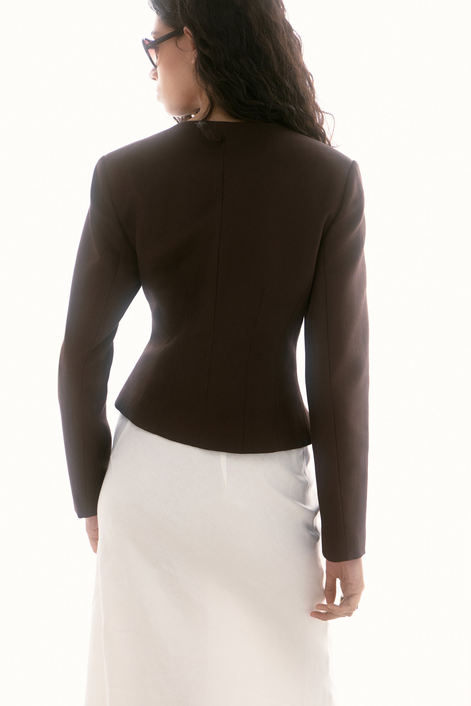 DARK BROWN