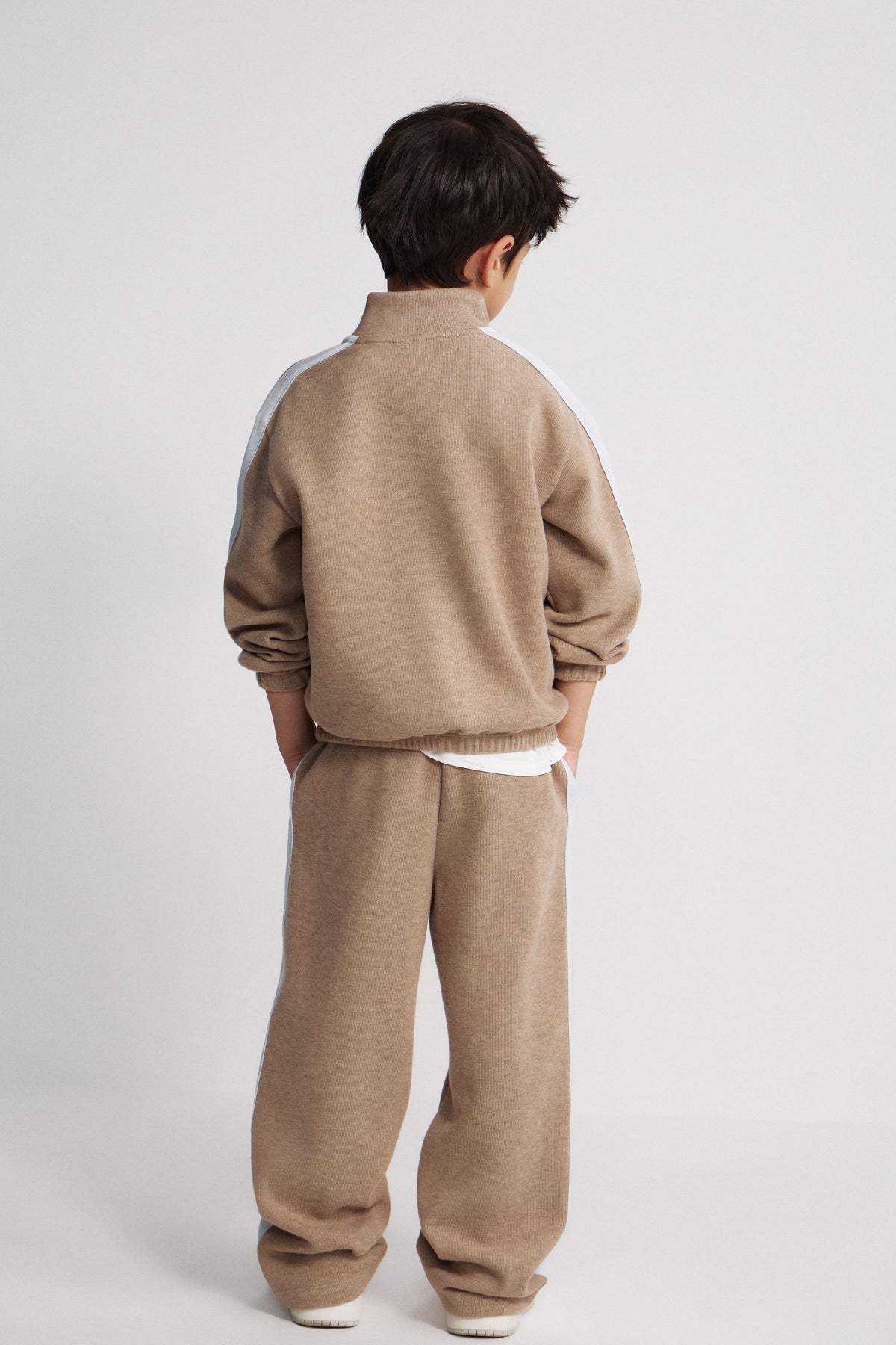 BROWN MELANGE