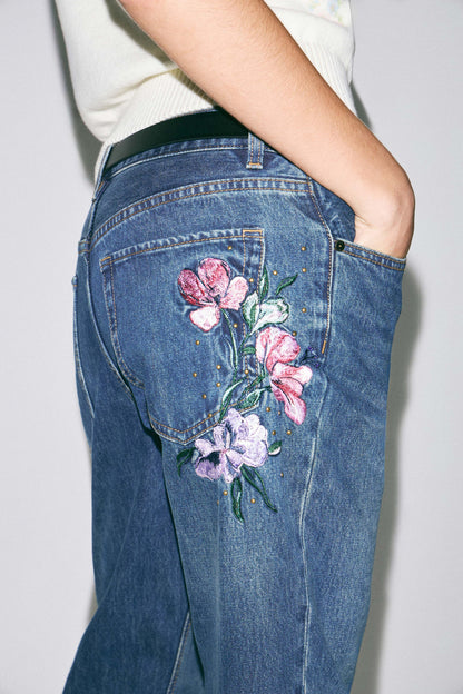 VINTAGE BLUE
