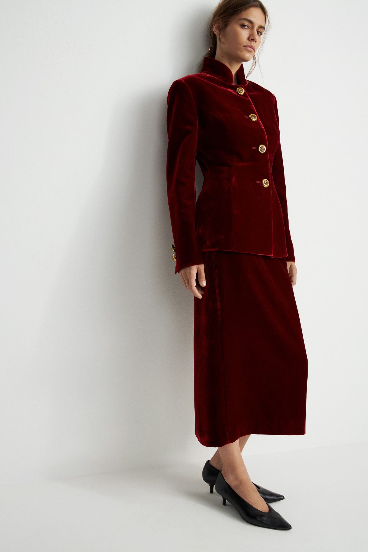 DARK RED