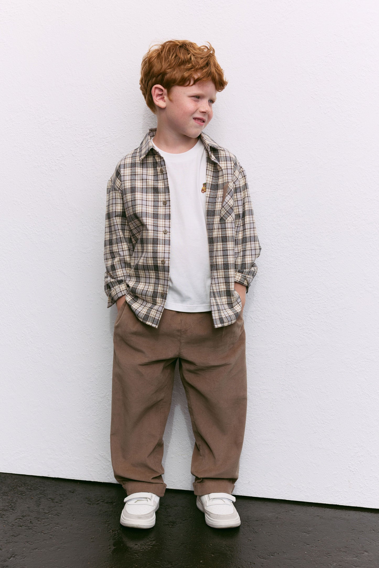 GREY BEIGE