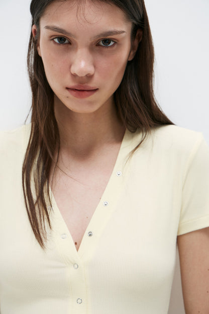 LIGHT YELLOW