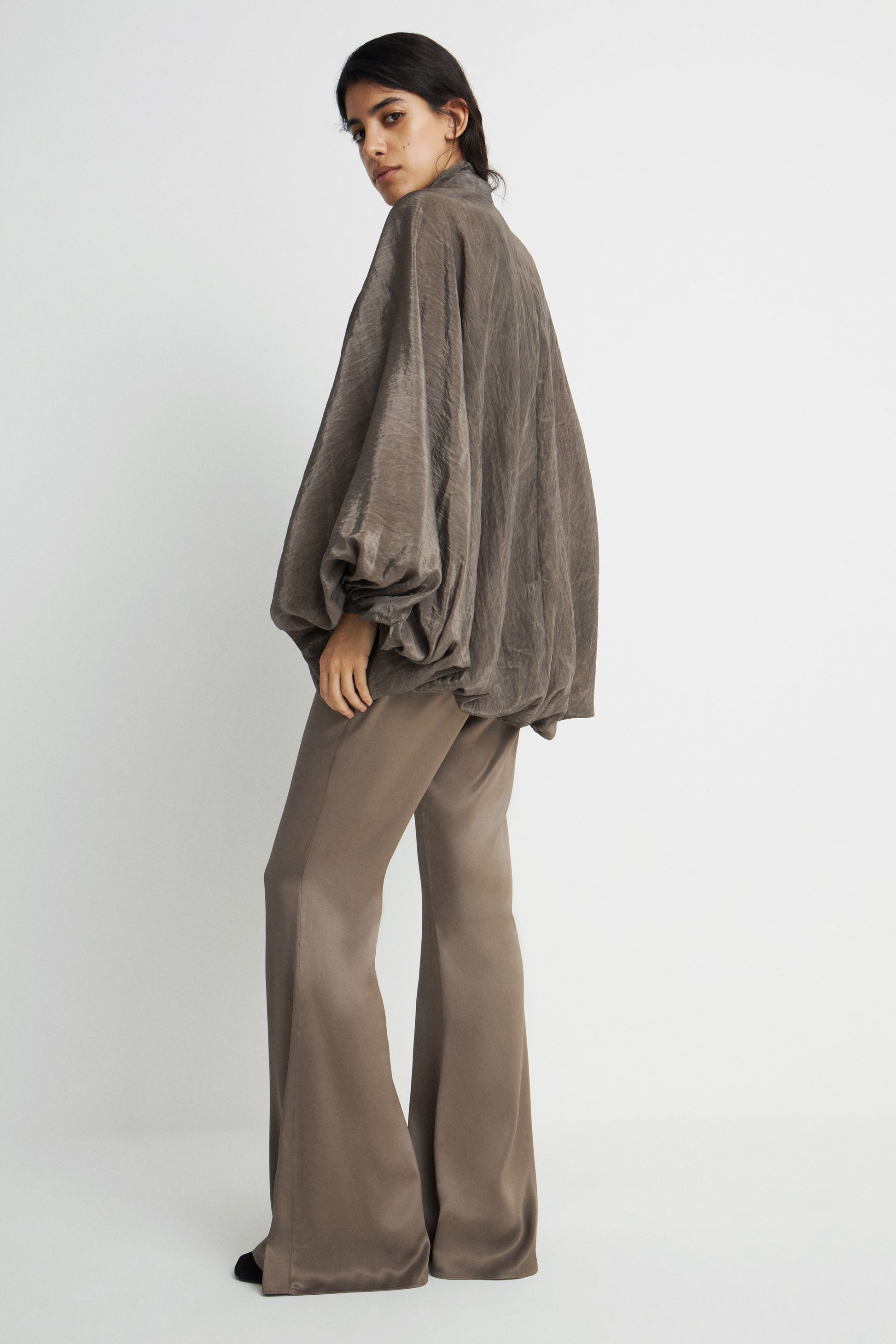 GRAY BROWN