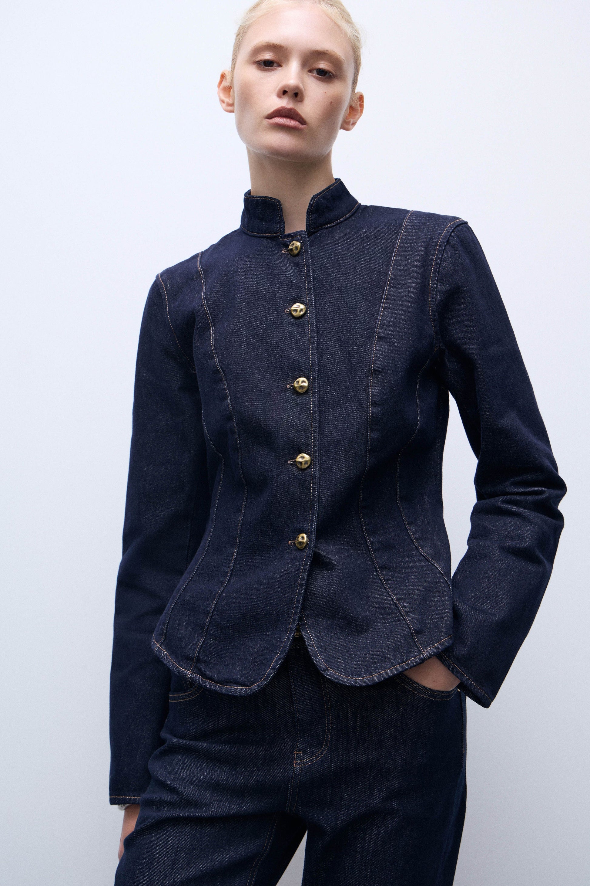 DARK BLUE